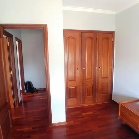 Flat With 3br In - Walk To Fil And Meoarena * Лиссабон