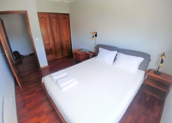 Flat With 3br In - Walk To Fil And Meoarena リスボン