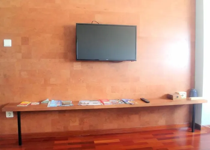 Flat With 3br In - Walk To Fil And Meoarena アパート *